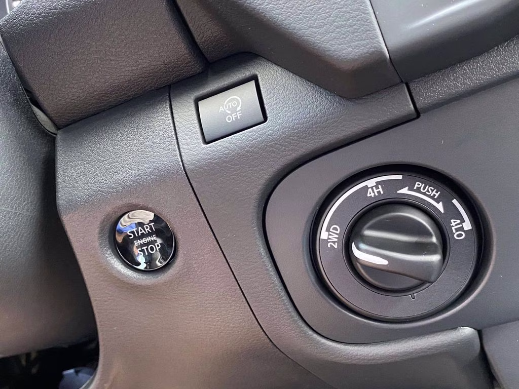 2026 Glacier White Nissan Frontier SV 4X4 Truck