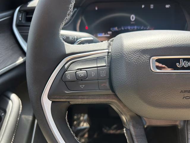 2026 Velvet Red Pearlcoat Jeep Grand Cherokee L Limited 4X4 SUV