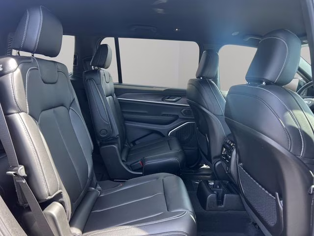 2026 Velvet Red Pearlcoat Jeep Grand Cherokee L Limited 4X4 SUV