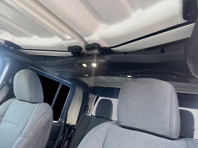 2026 Anvil Clearcoat Jeep Gladiator Sport S 4X4 Truck
