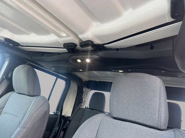 2026 Anvil Clearcoat Jeep Gladiator Sport S 4X4 Truck