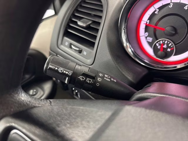 2020 Black Onyx Crystal Pearlcoat Dodge Grand Caravan SE FWD Van