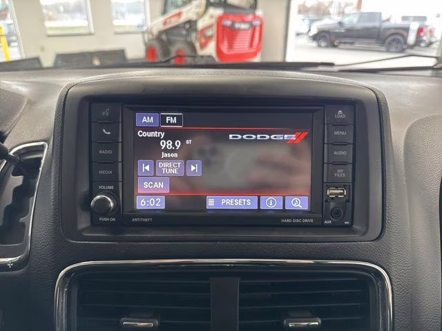 2020 Black Onyx Crystal Pearlcoat Dodge Grand Caravan SE FWD Van