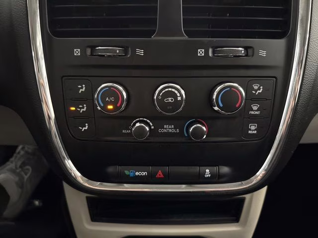 2020 Black Onyx Crystal Pearlcoat Dodge Grand Caravan SE FWD Van