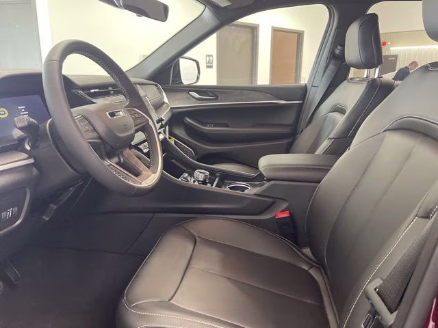2026 Velvet Red Pearlcoat Jeep Grand Cherokee L Limited 4X4 SUV