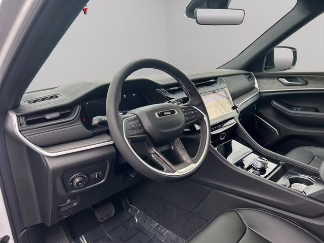 2026 Bright White Clearcoat Jeep Grand Cherokee L Limited 4X4 SUV