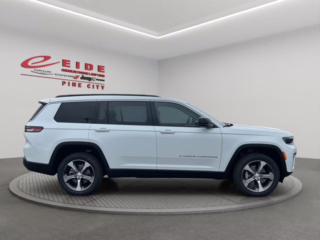 2026 Bright White Clearcoat Jeep Grand Cherokee L Limited 4X4 SUV