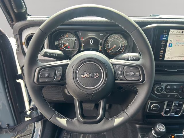 2026 Anvil Clearcoat Jeep Gladiator Sport S 4X4 Truck