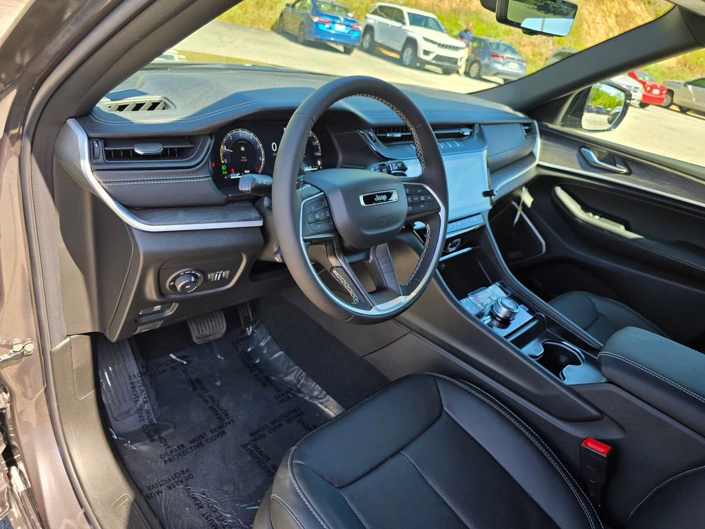2026 Baltic Gray Metallic Clearcoat Jeep Grand Cherokee L Limited 4X4 SUV