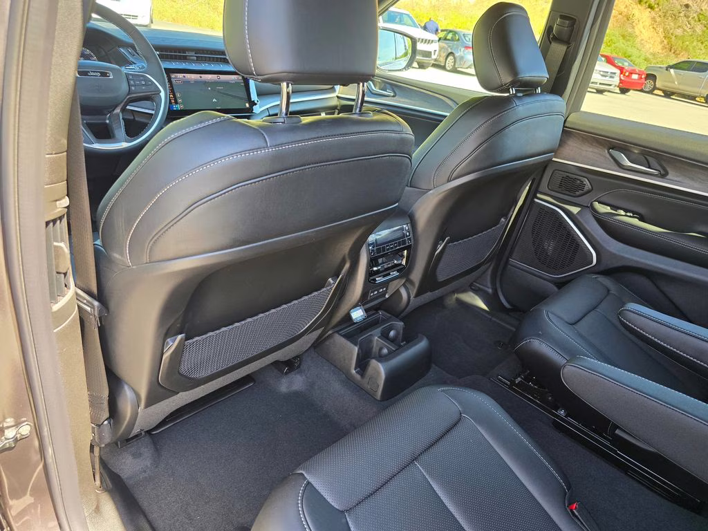 2026 Baltic Gray Metallic Clearcoat Jeep Grand Cherokee L Limited 4X4 SUV