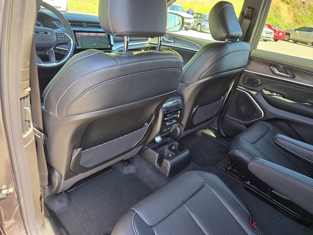 2026 Baltic Gray Metallic Clearcoat Jeep Grand Cherokee L Limited 4X4 SUV