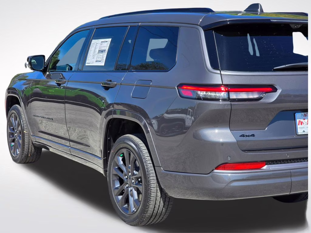 2026 Baltic Gray Metallic Clearcoat Jeep Grand Cherokee L Limited 4X4 SUV