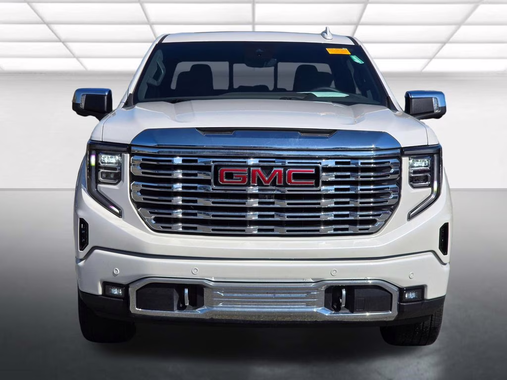 2025 White Frost Tricoat GMC Sierra 1500 Denali 4X4 Truck