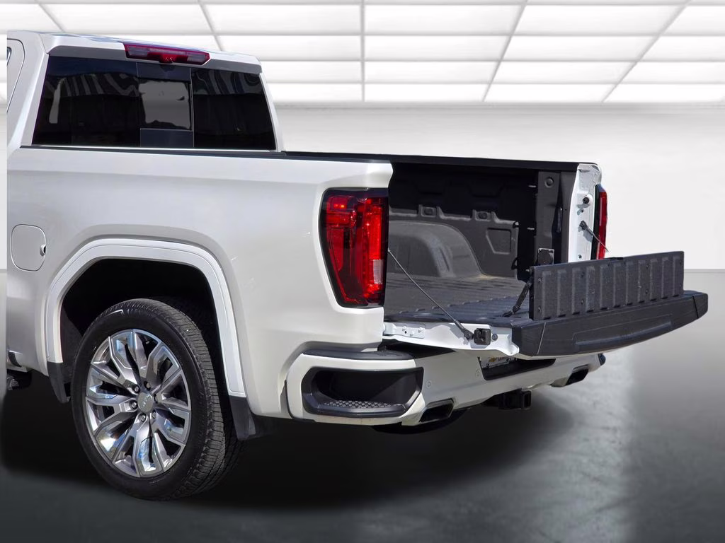 2025 White Frost Tricoat GMC Sierra 1500 Denali 4X4 Truck