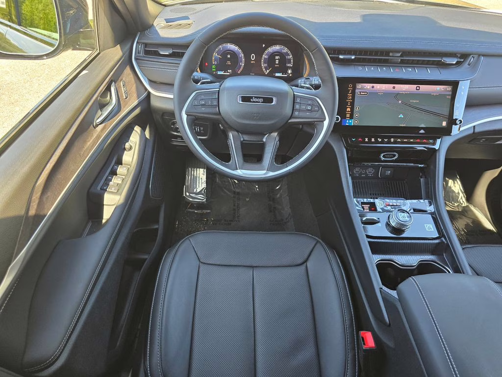 2026 Baltic Gray Metallic Clearcoat Jeep Grand Cherokee L Limited 4X4 SUV