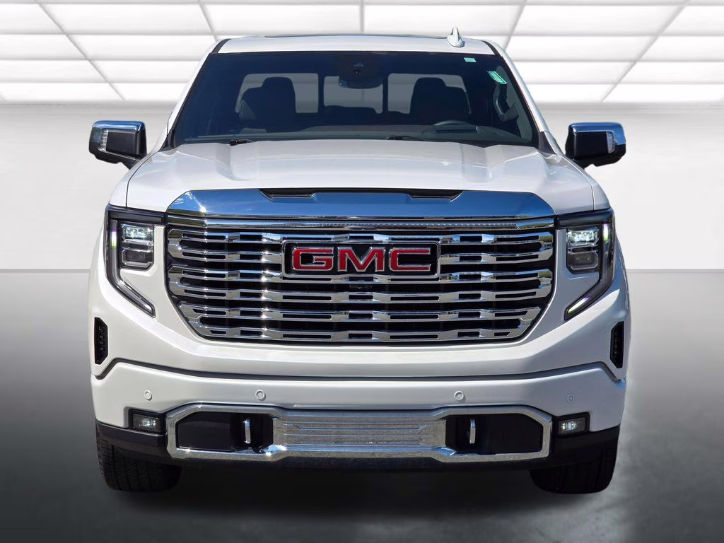 2025 White Frost Tricoat GMC Sierra 1500 Denali 4X4 Truck