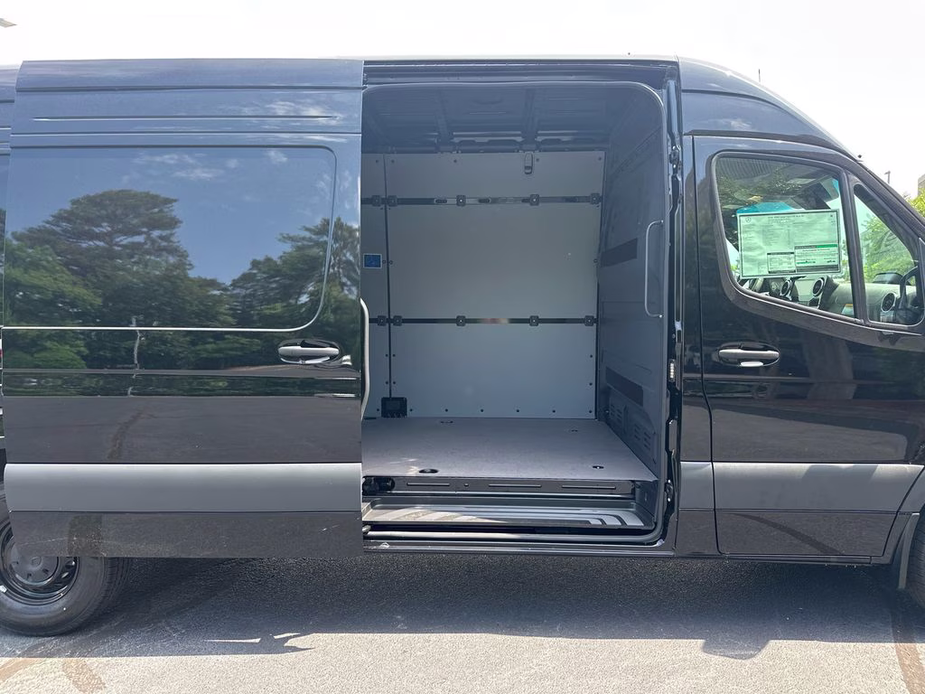 2026 Obsidian Mercedes-Benz Sprinter 2500 Cargo 170 WB RWD Van