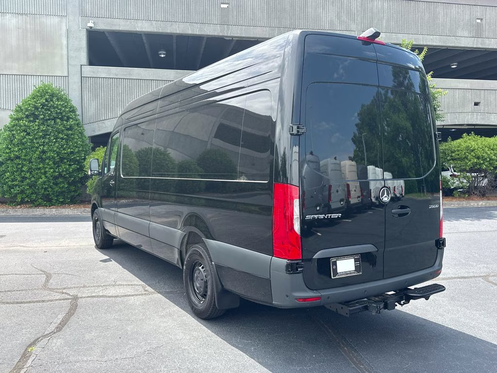 2026 Obsidian Mercedes-Benz Sprinter 2500 Cargo 170 WB RWD Van