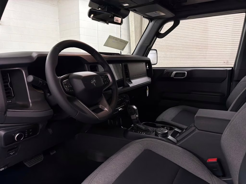 2026 AVALANCHE Ford Bronco Big Bend 4X4 SUV