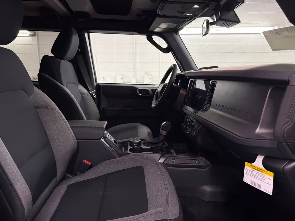 2026 AVALANCHE Ford Bronco Big Bend 4X4 SUV