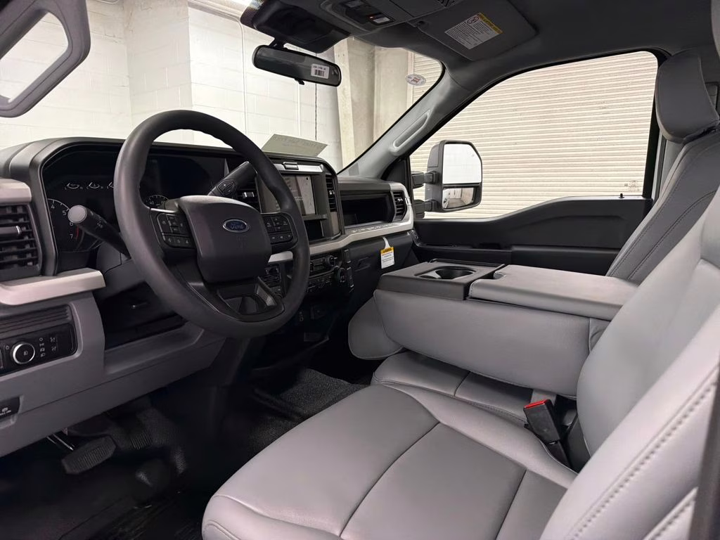 2026 OXFORD WHITE Ford Super Duty F-250 SRW XL 4X4 Truck