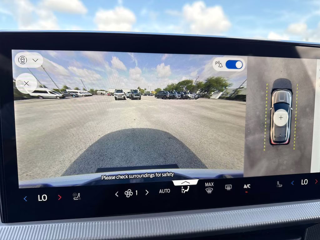 2026 Star White Metallic TC Ford Explorer ST-Line RWD SUV