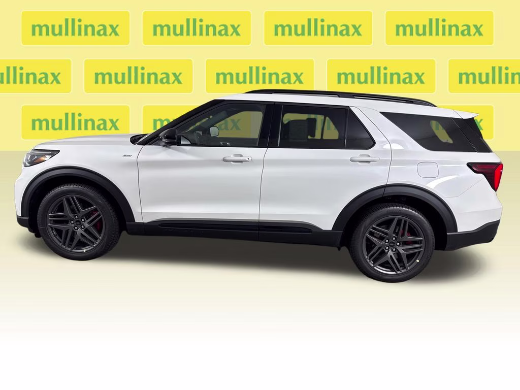 2026 Star White Metallic Tri-Coat Ford Explorer ST-Line RWD SUV