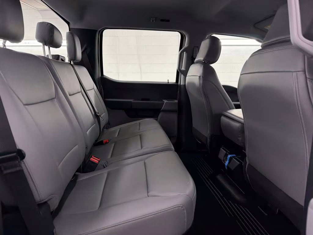 2026 OXFORD WHITE Ford Super Duty F-250 SRW XL 4X4 Truck