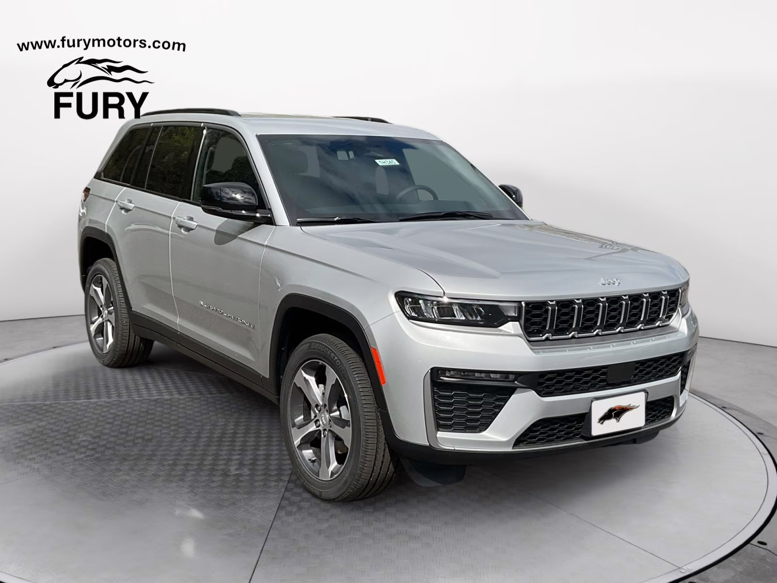 2026 Silver Zynith Jeep Grand Cherokee Limited 4X4 SUV