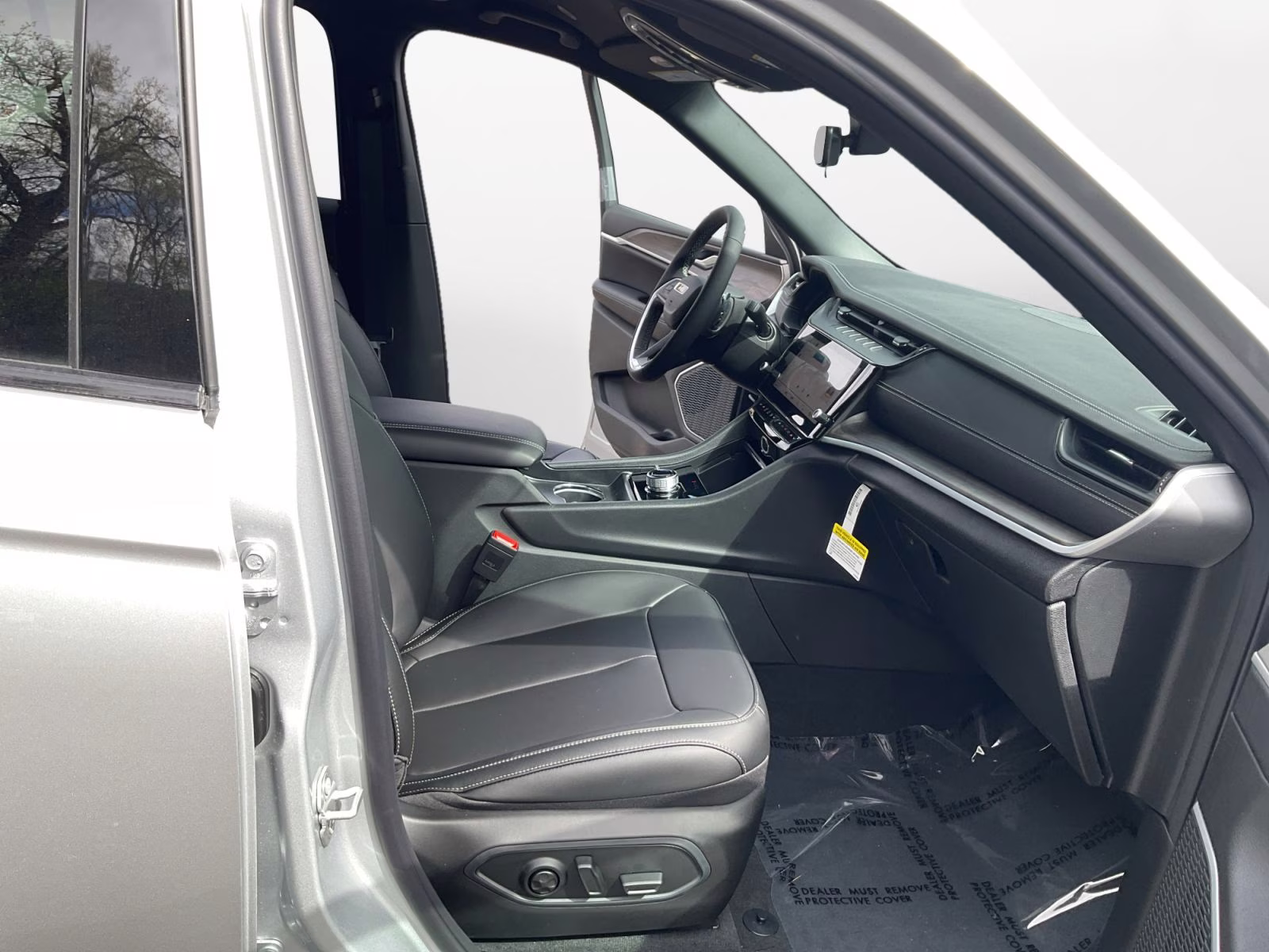 2026 Silver Zynith Jeep Grand Cherokee Limited 4X4 SUV