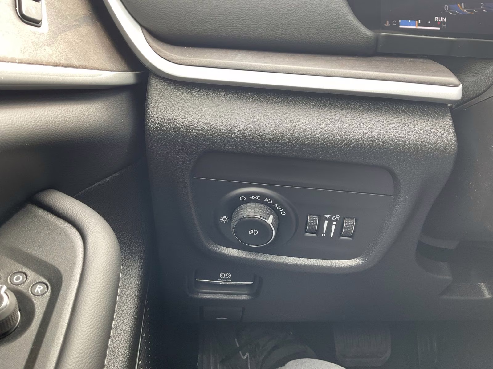 2026 Silver Zynith Jeep Grand Cherokee Limited 4X4 SUV