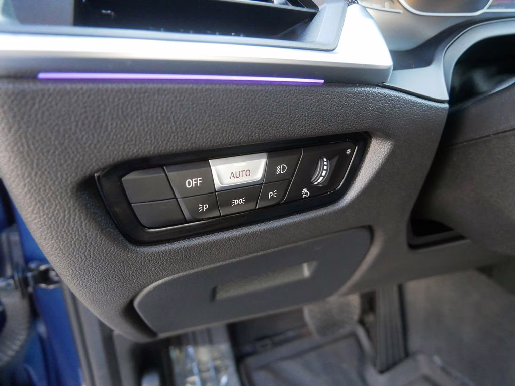 2021 Phytonic Blue Metallic BMW 3 Series 330i xDrive AWD Sedan