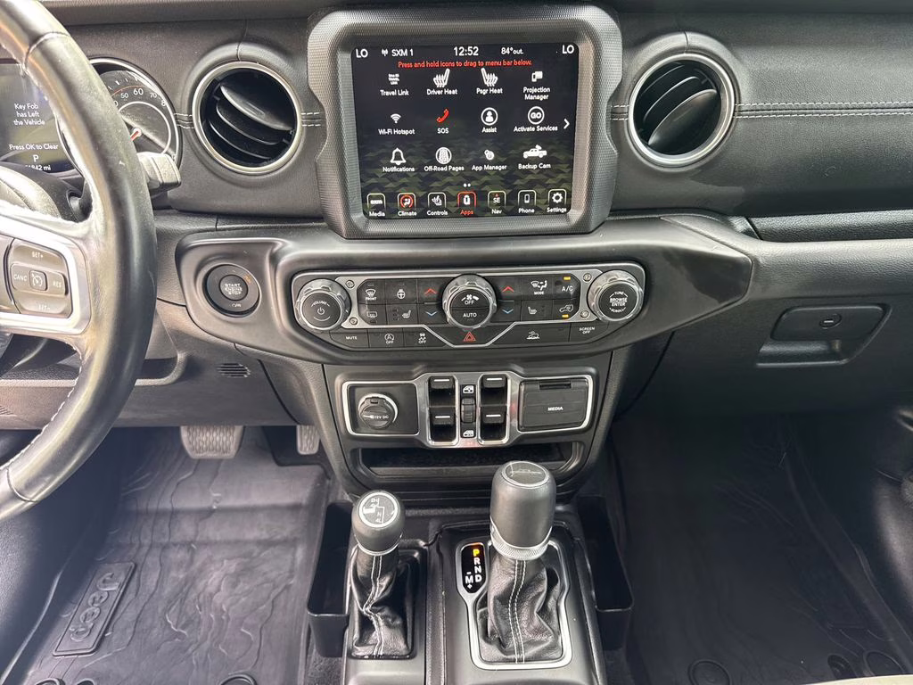 2021 Granite Crystal Metallic Clearcoat Jeep Gladiator Overland 4X4 Truck