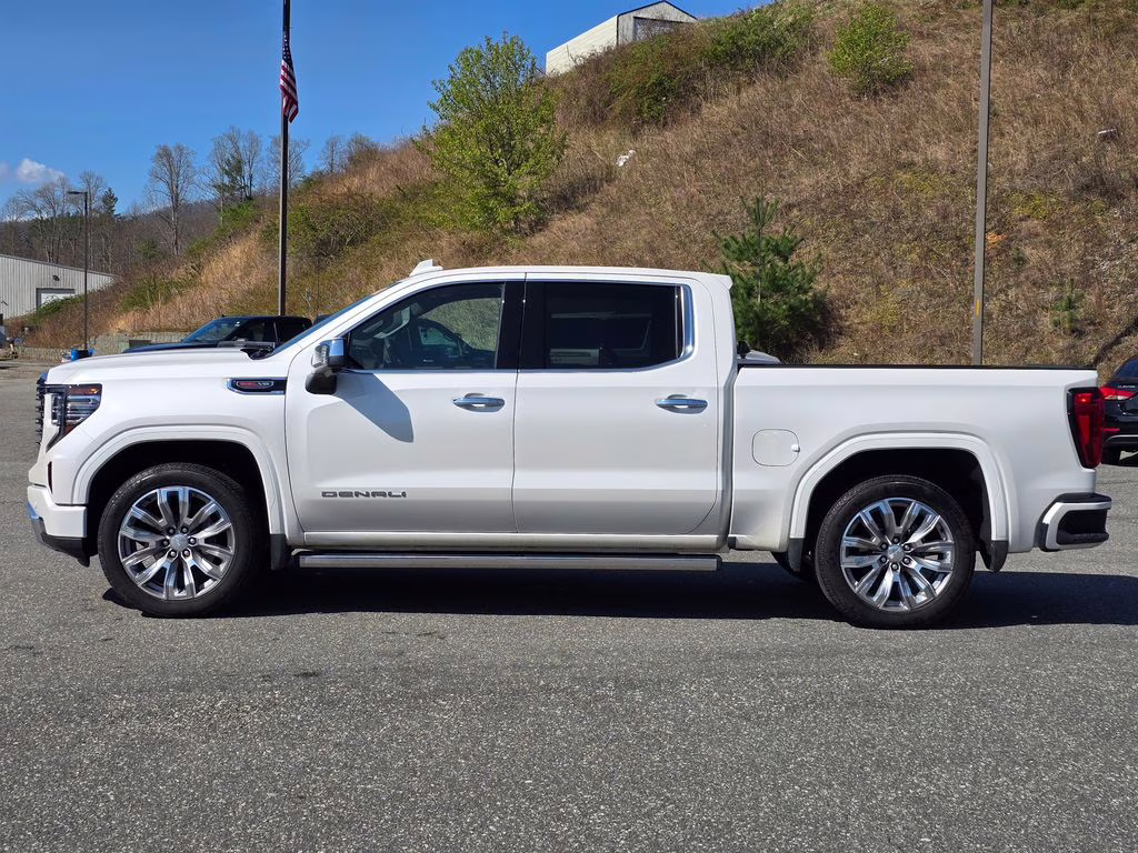 2025 White Frost Tricoat GMC Sierra 1500 Denali 4X4 Truck