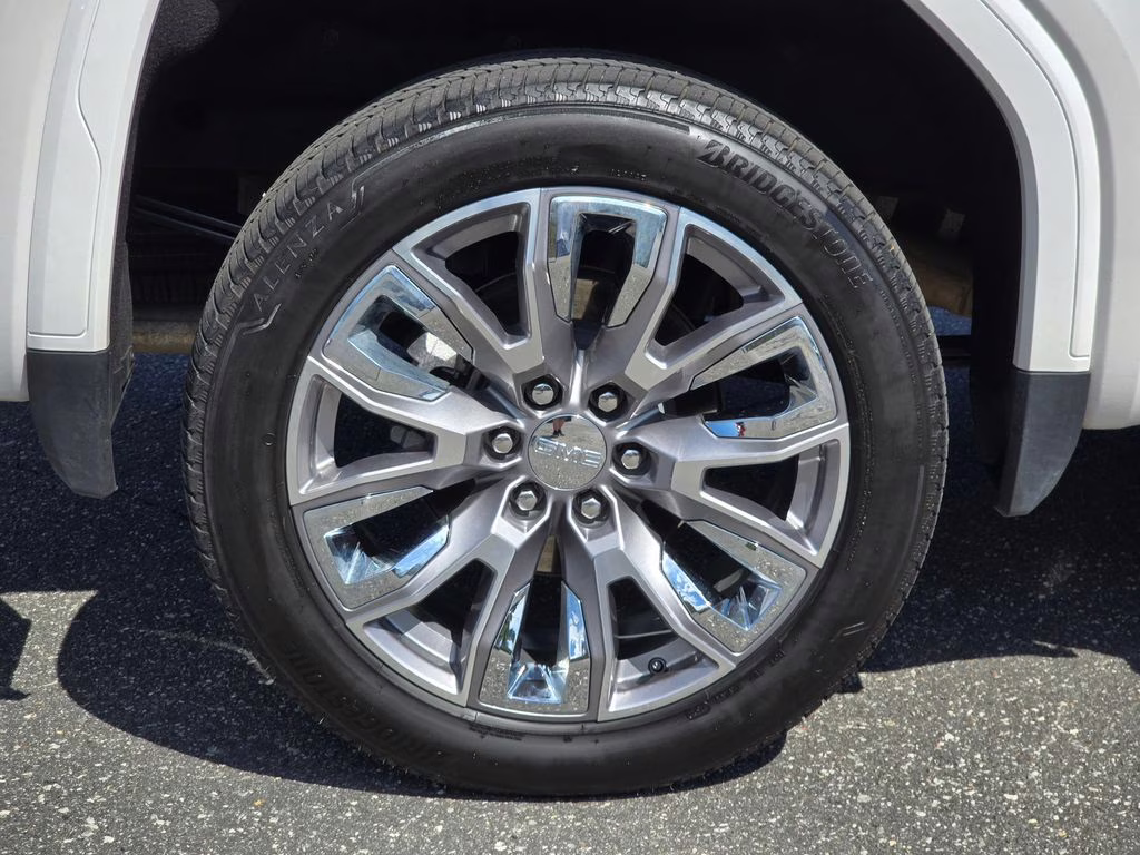 2025 White Frost Tricoat GMC Sierra 1500 Denali 4X4 Truck
