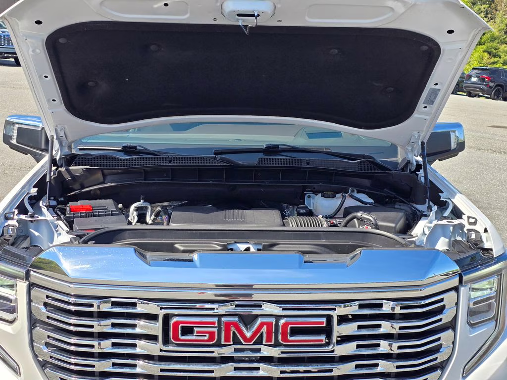 2025 White Frost Tricoat GMC Sierra 1500 Denali 4X4 Truck