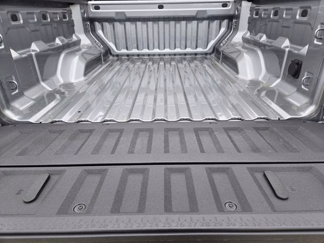 2026 Sterling Gray Metallic Chevrolet Colorado Z71 4X4 Truck