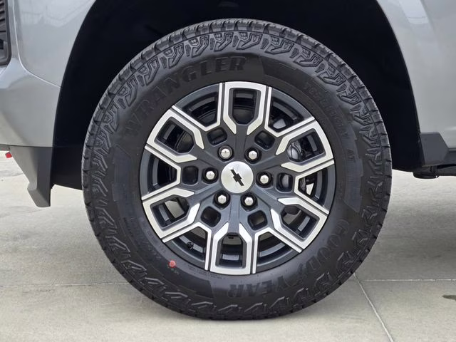 2026 Sterling Gray Metallic Chevrolet Colorado Z71 4X4 Truck