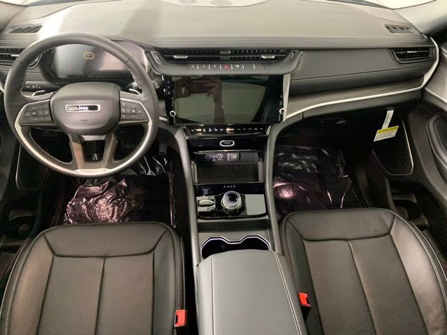 2026 Diamond Black Crystal Pearlcoat Jeep Grand Cherokee L Limited Reserve 4X4 SUV