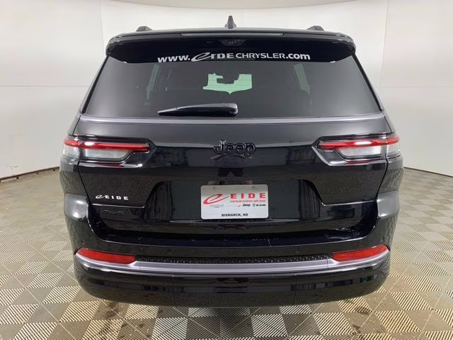 2026 Diamond Black Crystal Pearlcoat Jeep Grand Cherokee L Limited Reserve 4X4 SUV