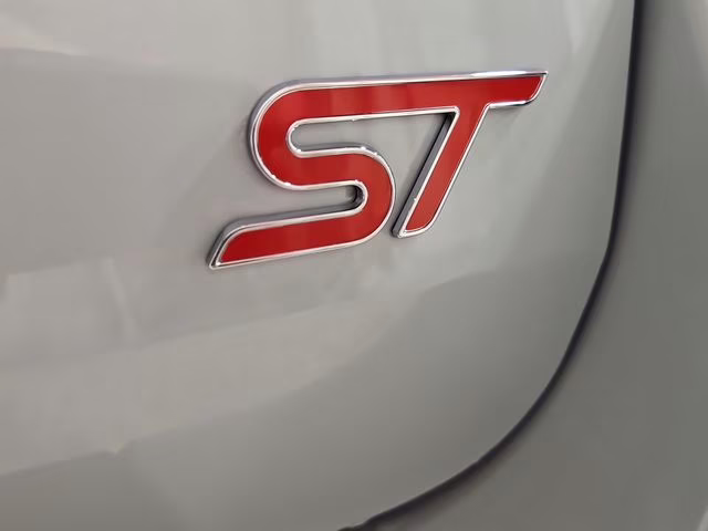 2026 Space White Metallic Ford Explorer ST 4X4 SUV