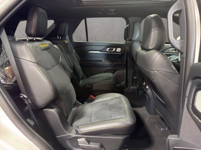 2026 White Metallic Ford Explorer Tremor 4X4 SUV