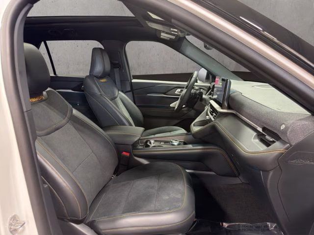 2026 White Metallic Ford Explorer Tremor 4X4 SUV