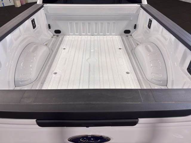 2026 Oxford White Ford Super Duty F-250 SRW XLT 4X4 Truck