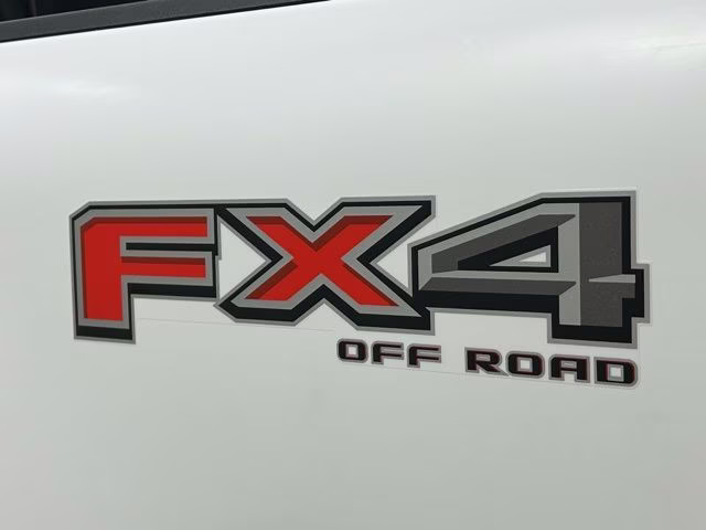 2026 Oxford White Ford Super Duty F-250 SRW XLT 4X4 Truck