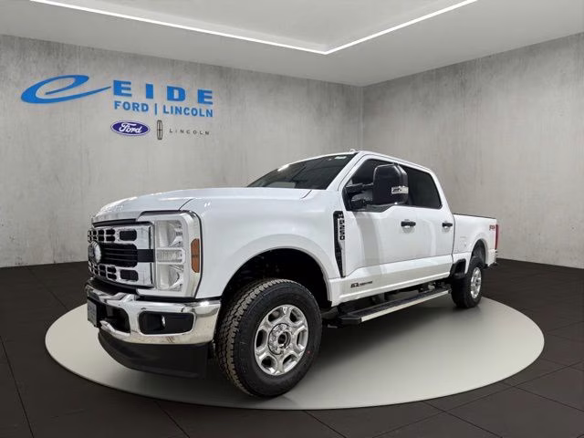 2026 Oxford White Ford Super Duty F-250 SRW XLT 4X4 Truck