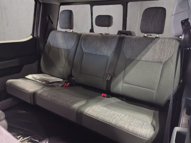 2026 Oxford White Ford Super Duty F-250 SRW XLT 4X4 Truck
