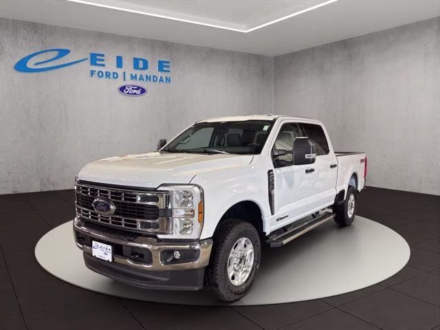 2026 Oxford White Ford Super Duty F-250 SRW XLT 4X4 Truck