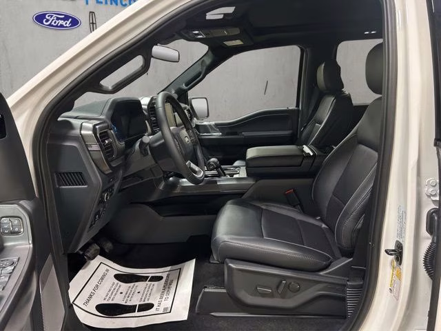 2026 Star White Metallic TC Ford F-150 Lariat Black Appearance 4X4 Truck