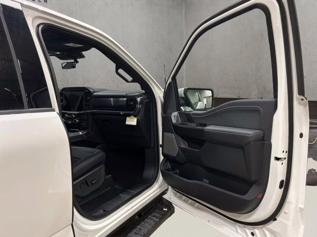 2026 Star White Metallic TC Ford F-150 Lariat Black Appearance 4X4 Truck